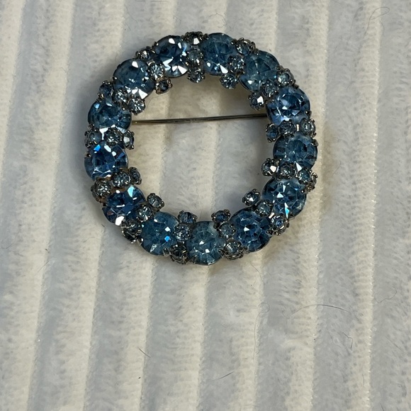 Warner's Dazzling Aquamarine Blue Wreath Crystal Brooch - Picture 5 of 6
